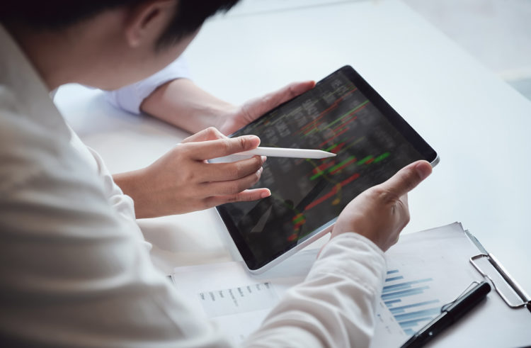 How the Trend of Offering Managed Accounts Is Taking Off