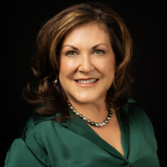 Joyce Skaperdas, Senior Wealth Advisor at Mariner Wealth Advisors