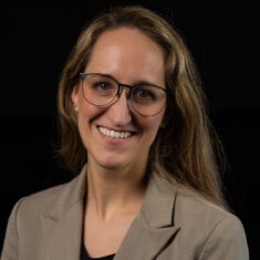 Lauren Alvey Associate Wealth Advisor at Mariner 