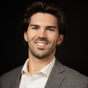 Austin VanDeSteeg, Associate Wealth Advisor