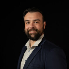 Nick Hengl CFP® EA Wealth Advisor at Mariner