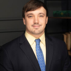 Cory Bond, CFA® Institutional Advisor at Mariner