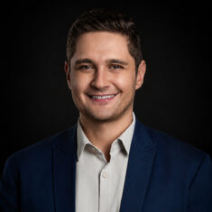Chris Wahl, CFP® Wealth Advisor at Mariner